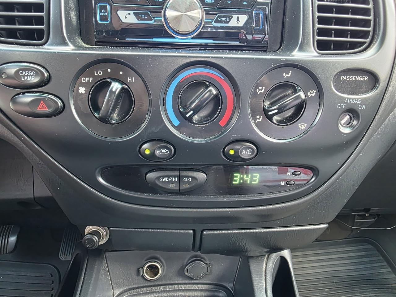 Toyota Tundra SR5 Access Cab 4WD 2003