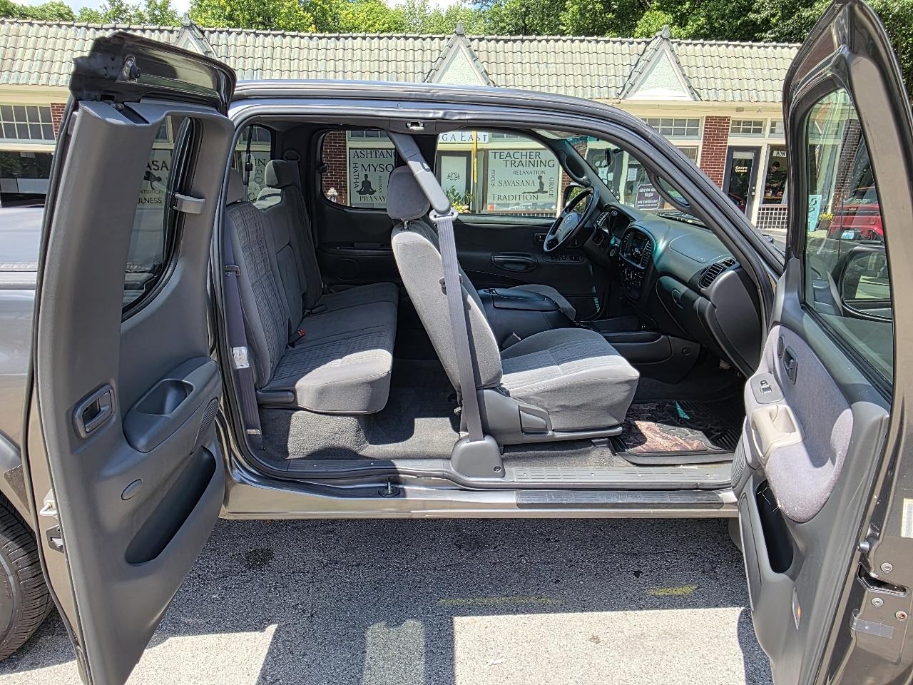 Toyota Tundra SR5 Access Cab 4WD 2003