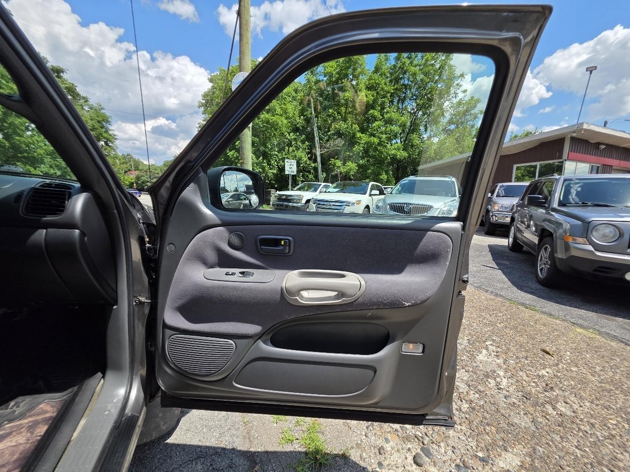 Toyota Tundra SR5 Access Cab 4WD 2003