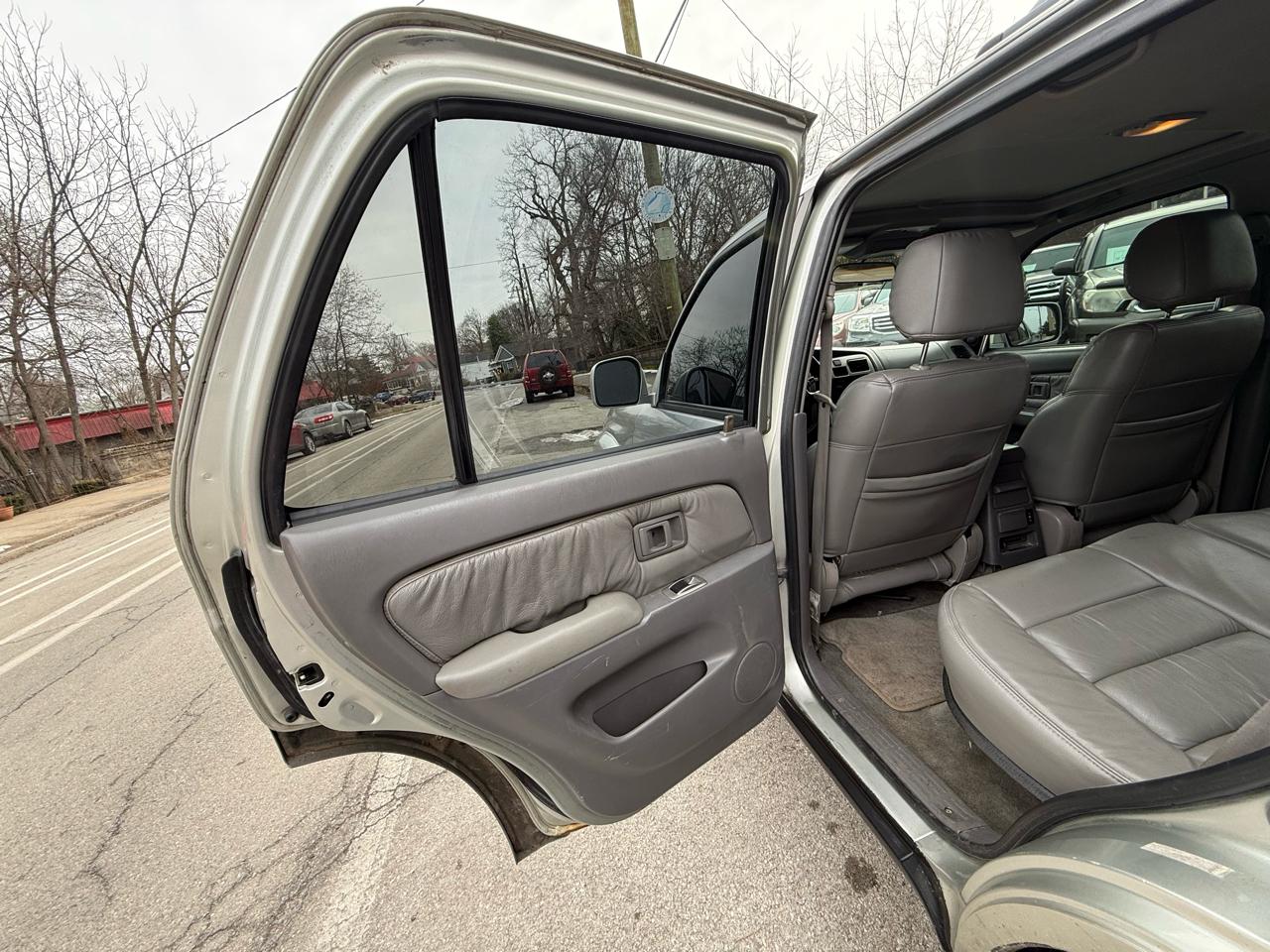 Toyota 4Runner SR5 4WD 2001