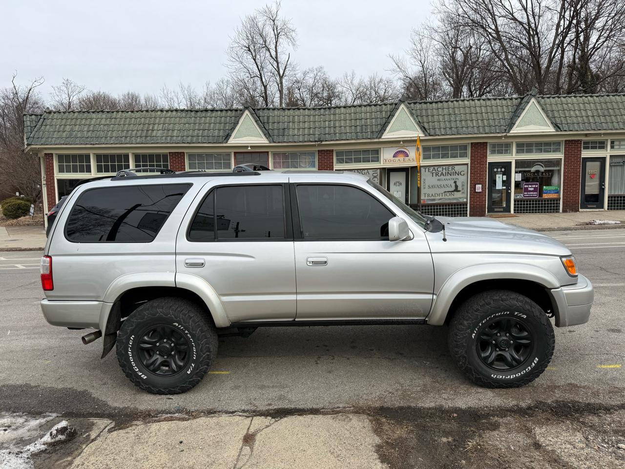 Toyota 4Runner SR5 4WD 2001