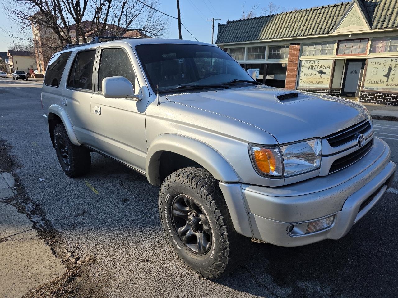 Toyota 4Runner SR5 4WD 2001