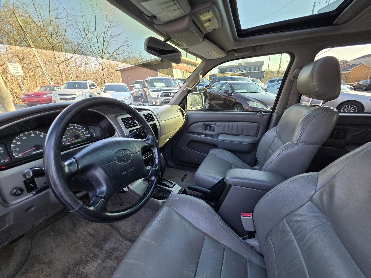 Toyota 4Runner SR5 4WD 2001