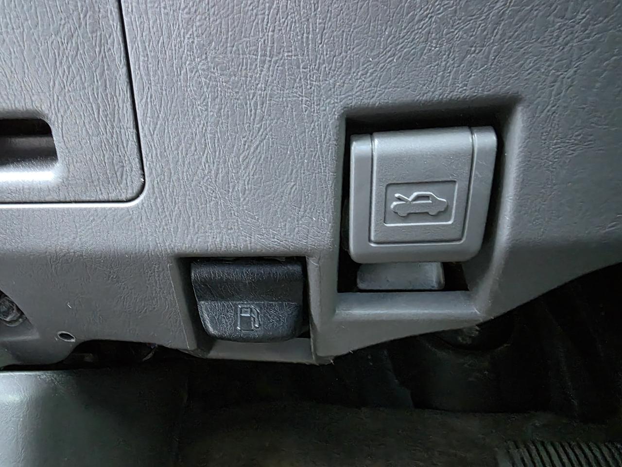 Toyota 4Runner SR5 4WD 2001