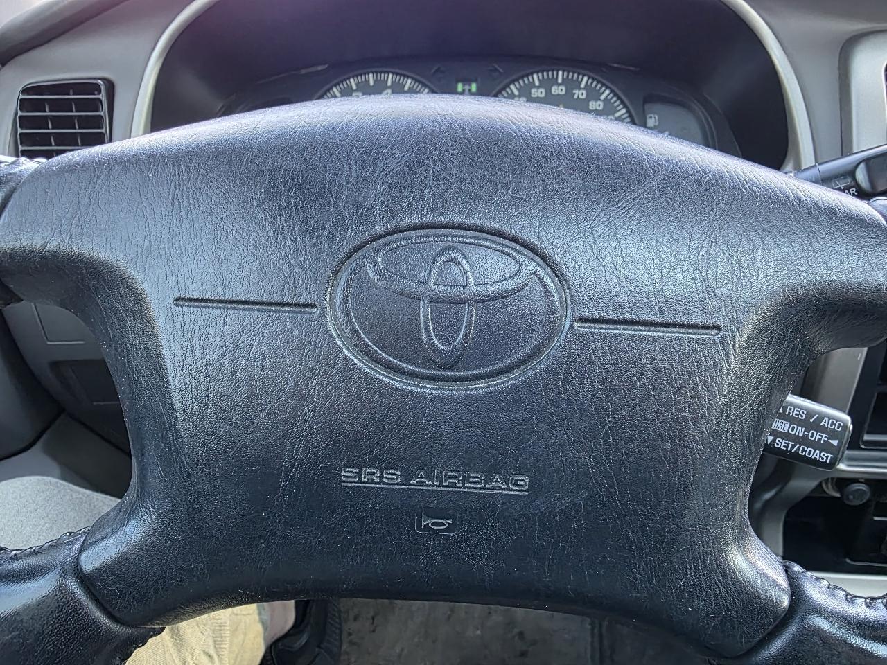 Toyota 4Runner SR5 4WD 2001