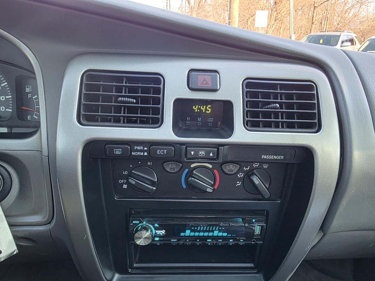 Toyota 4Runner SR5 4WD 2001