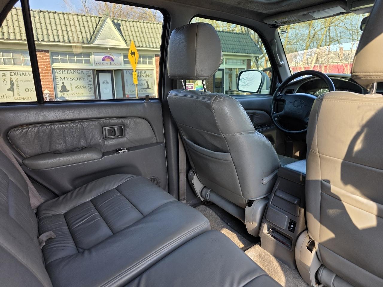 Toyota 4Runner SR5 4WD 2001