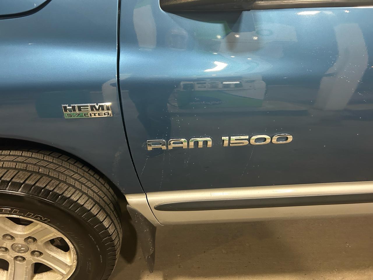 Dodge Ram 1500 SLT 4WD 2006