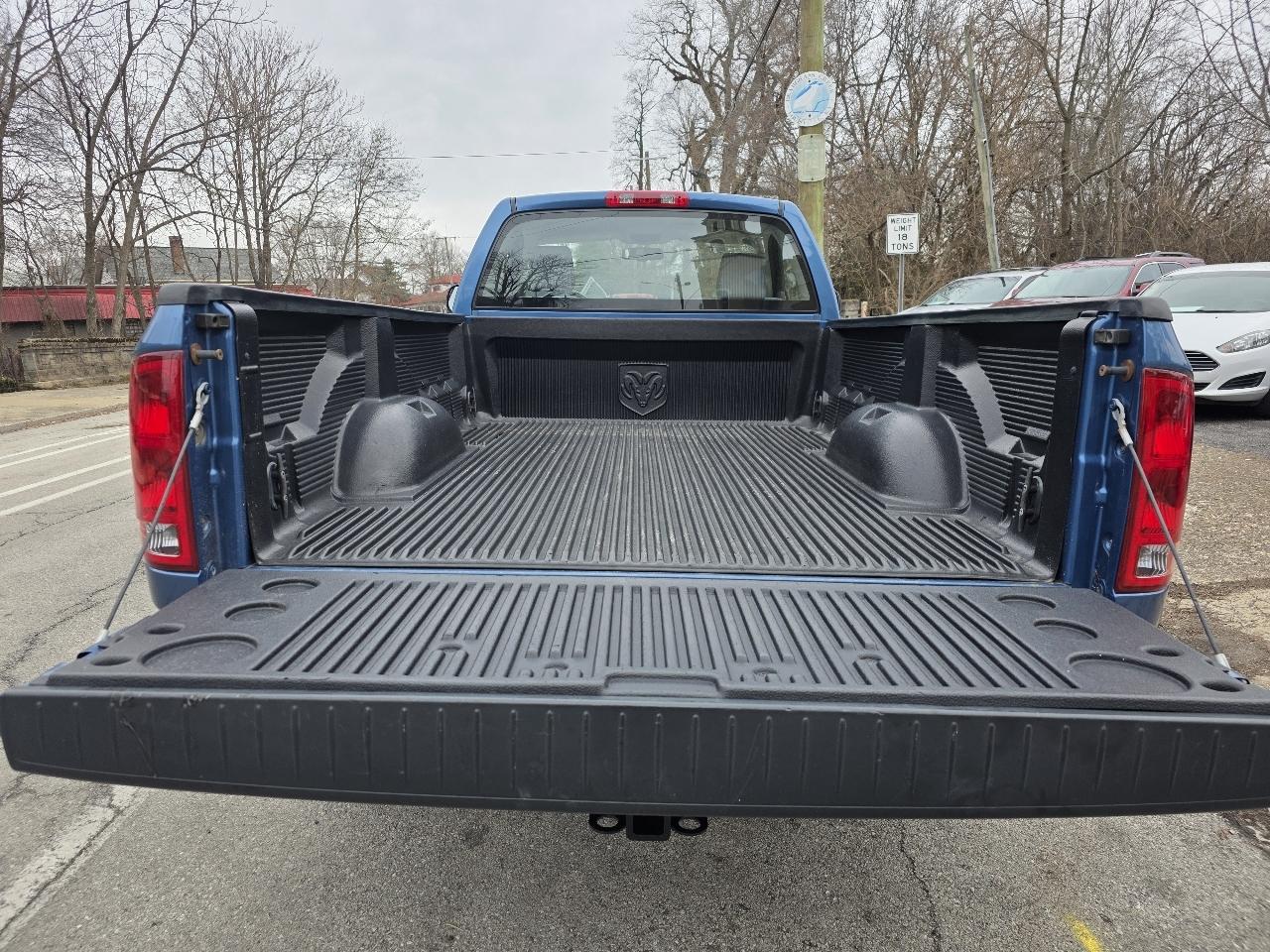 Dodge Ram 1500 SLT 4WD 2006
