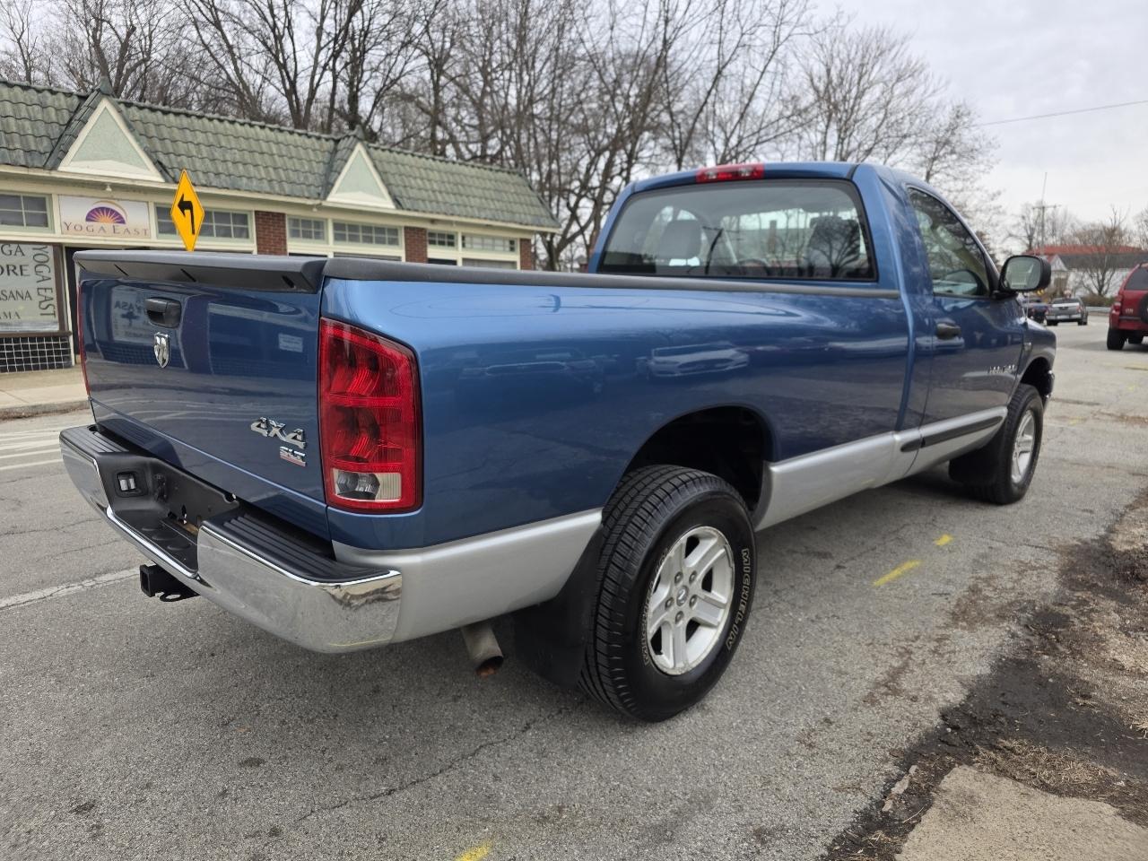 Dodge Ram 1500 SLT 4WD 2006