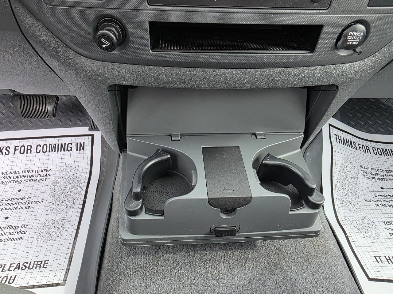 Dodge Ram 1500 SLT 4WD 2006