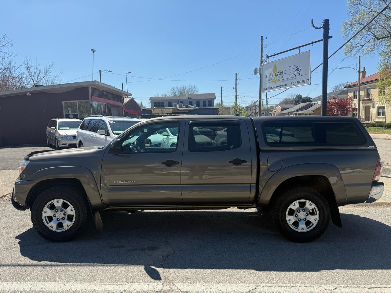 Toyota Tacoma SR5 Double Cab 4WD V6 2012