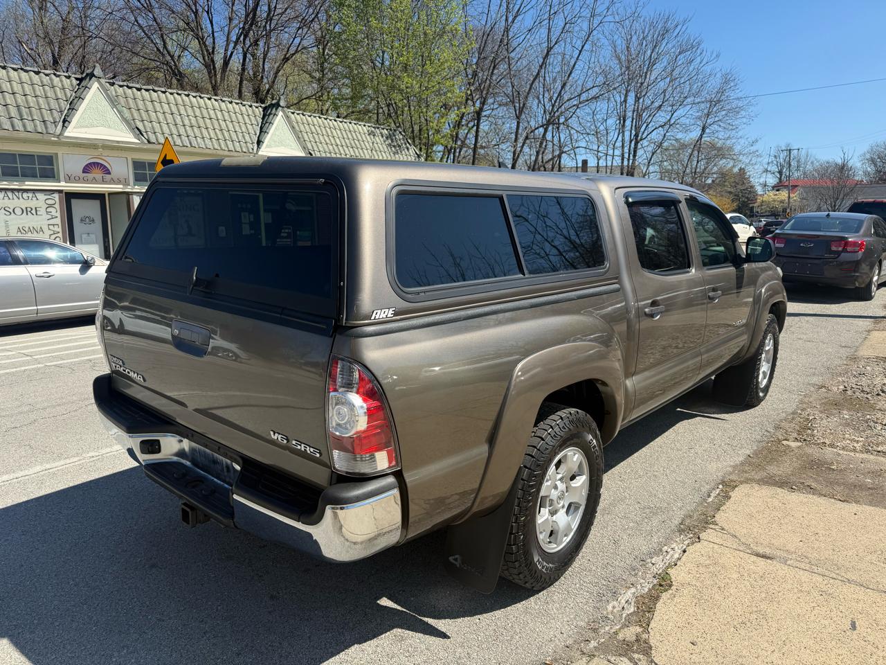 Toyota Tacoma SR5 Double Cab 4WD V6 2012