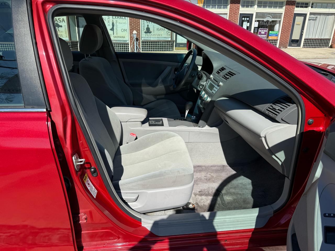 Toyota Camry XLE 5-Spd AT 2009