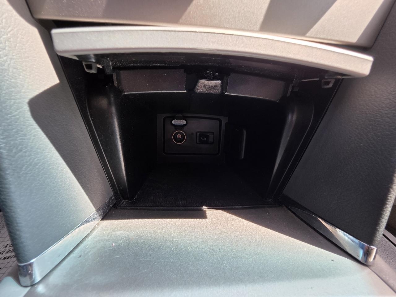 Toyota Camry LE 5-Spd AT 2009