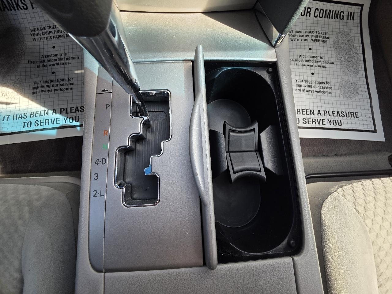 Toyota Camry LE 5-Spd AT 2009