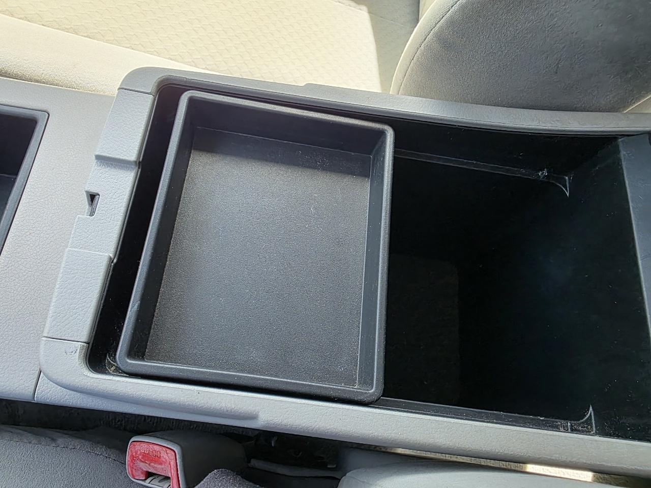 Toyota Camry LE 5-Spd AT 2009