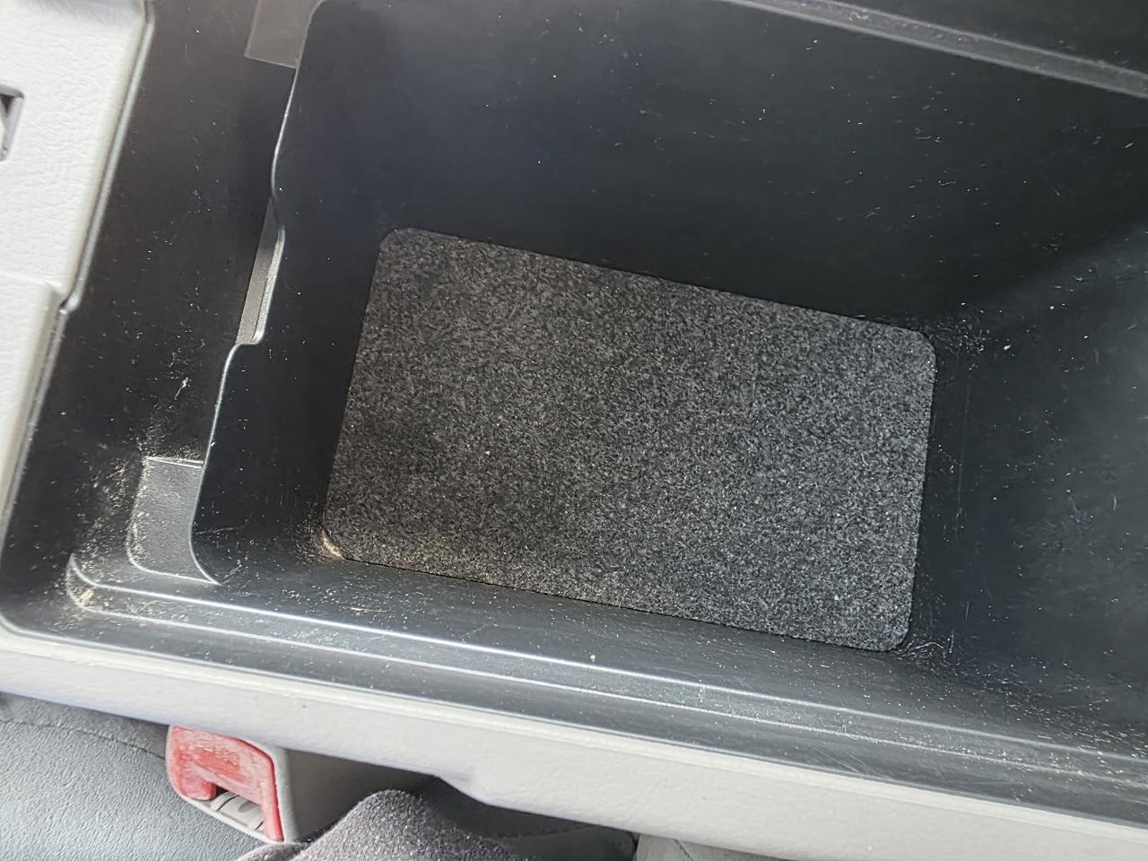 Toyota Camry LE 5-Spd AT 2009