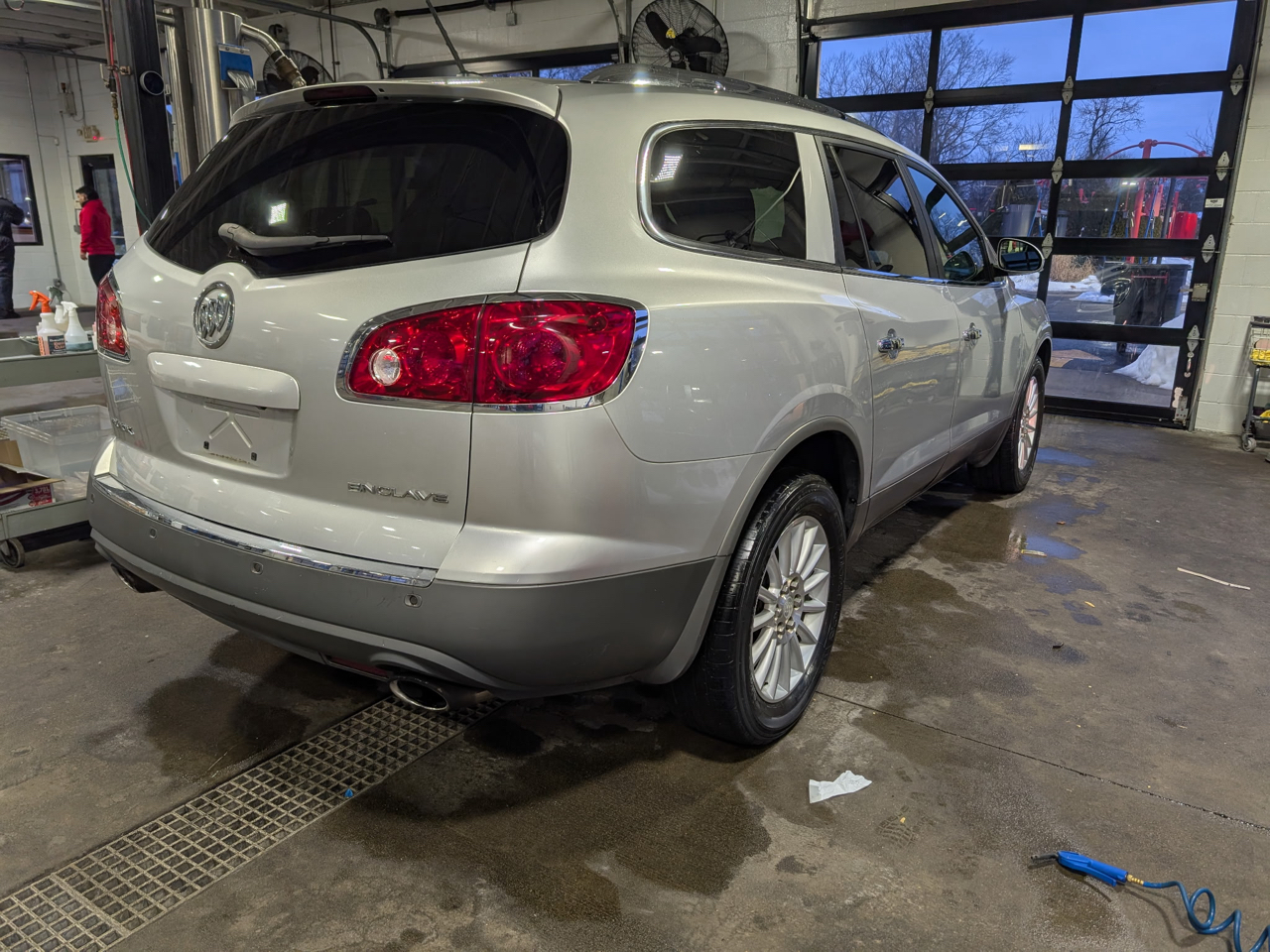 Buick Enclave Leather FWD 2012