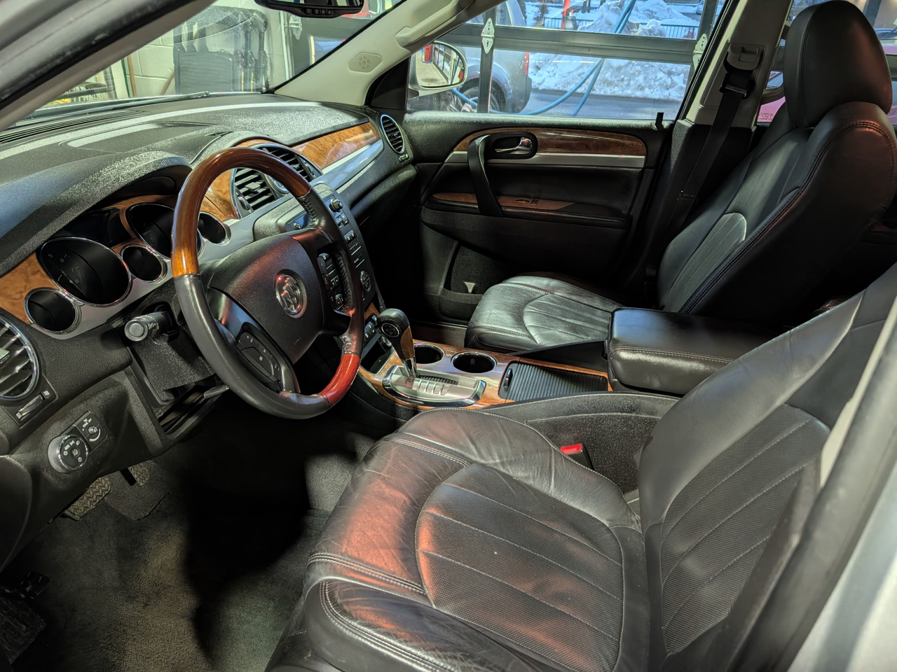 Buick Enclave Leather FWD 2012