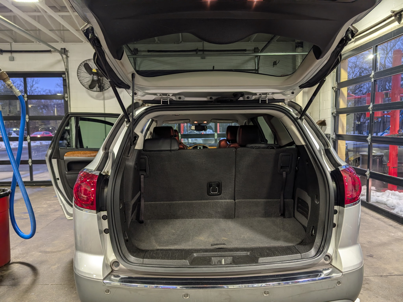 Buick Enclave Leather FWD 2012