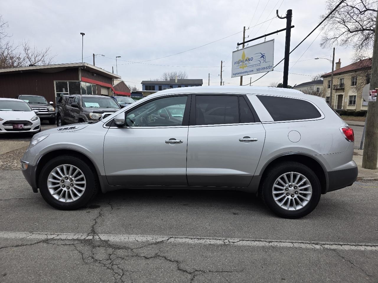 Buick Enclave Leather FWD 2012