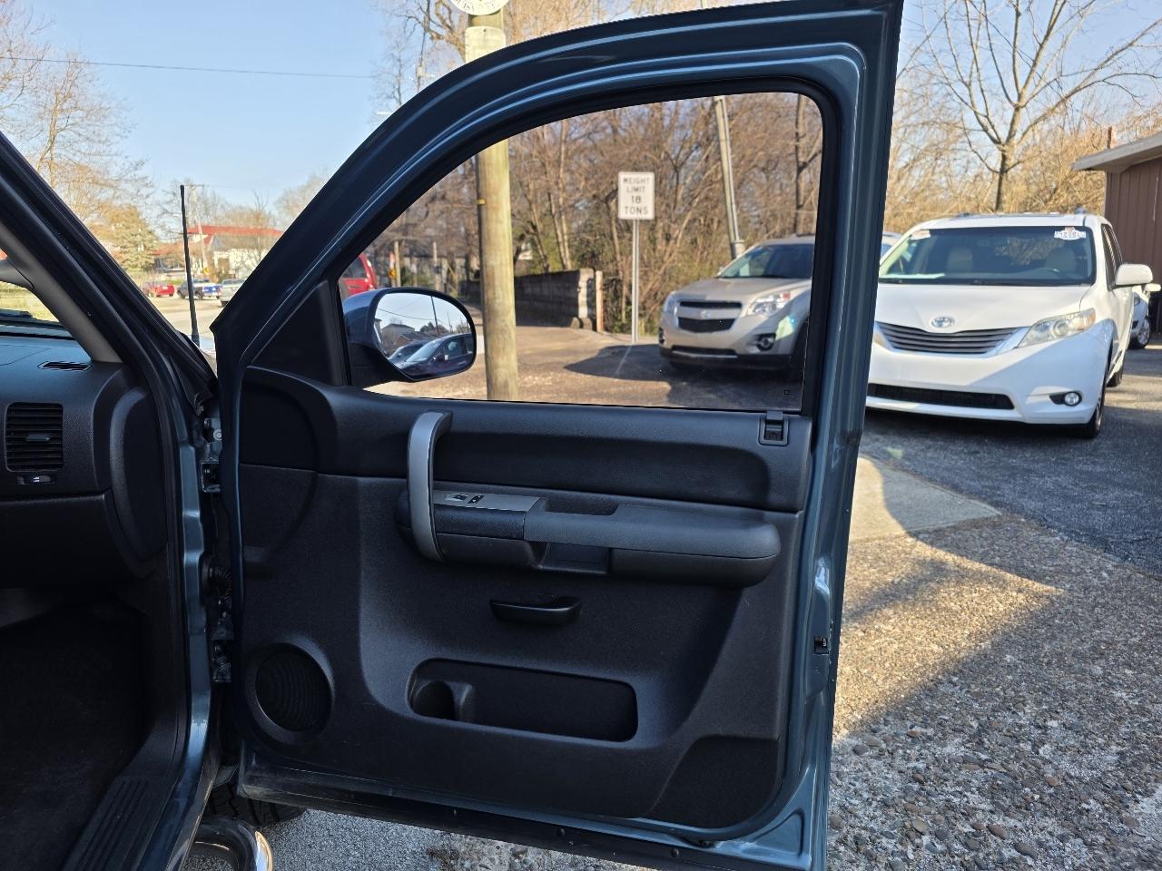 Chevrolet Silverado 1500 LT1 Crew Cab 2WD 2009