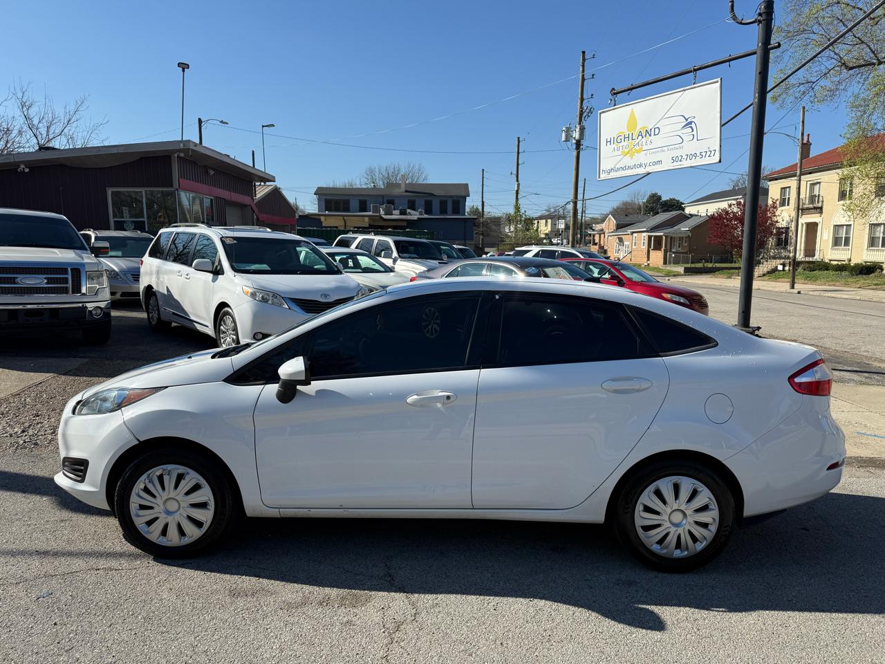 Ford Fiesta S Sedan 2014