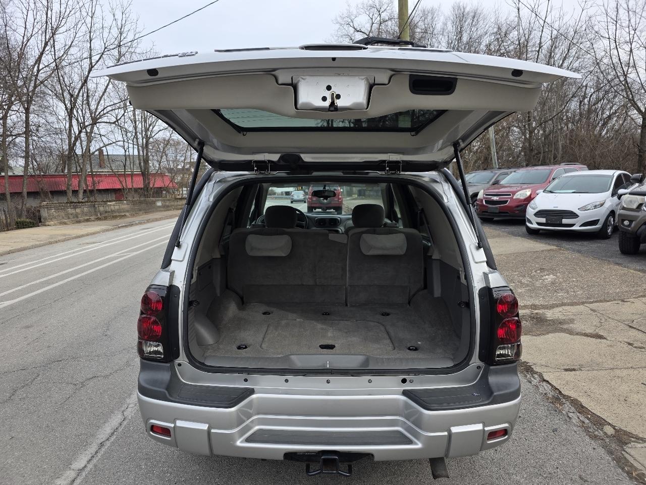 Chevrolet TrailBlazer LS 4WD 2005