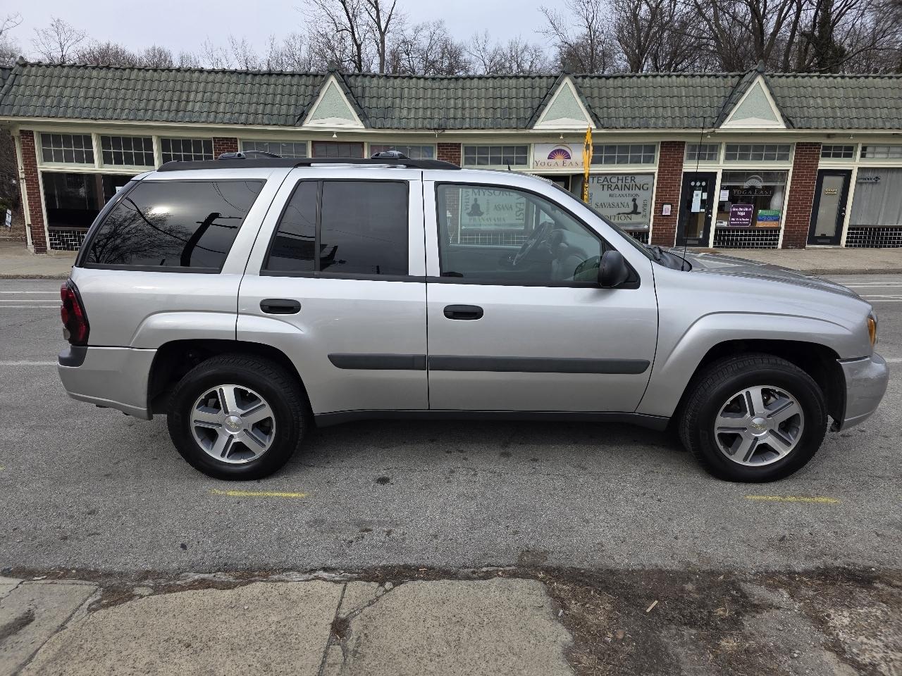 Chevrolet TrailBlazer LS 4WD 2005