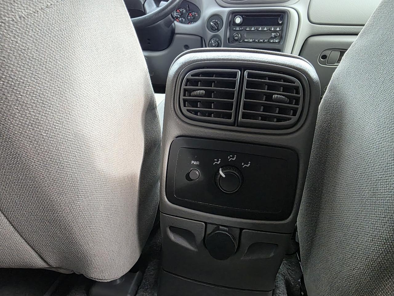 Chevrolet TrailBlazer LS 4WD 2005