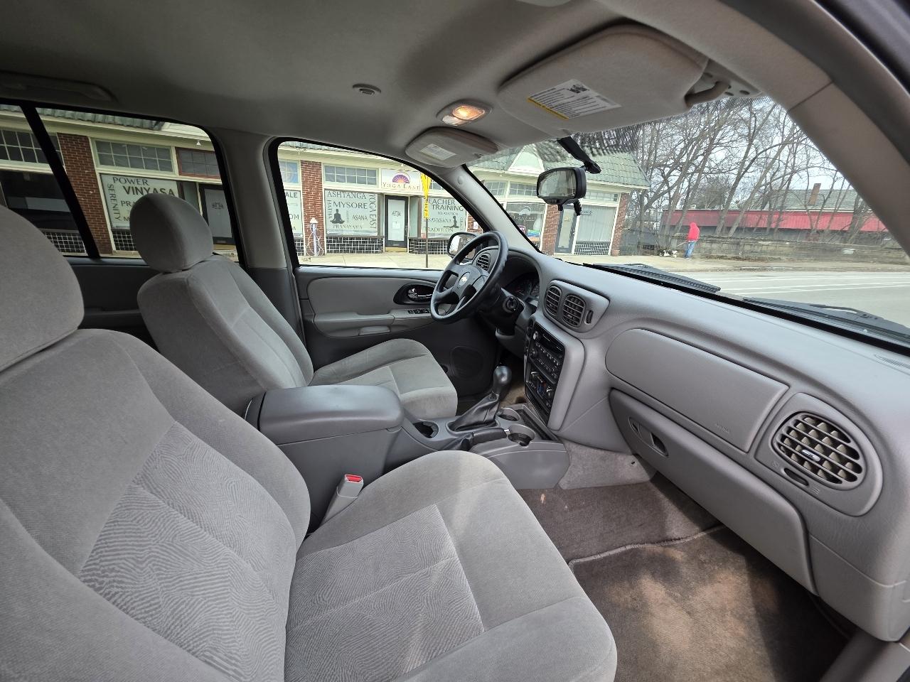 Chevrolet TrailBlazer LS 4WD 2005