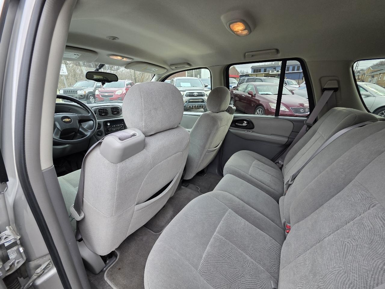 Chevrolet TrailBlazer LS 4WD 2005