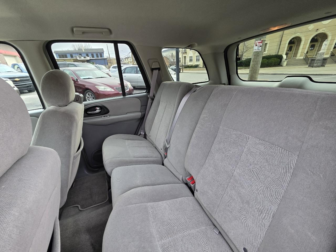 Chevrolet TrailBlazer LS 4WD 2005