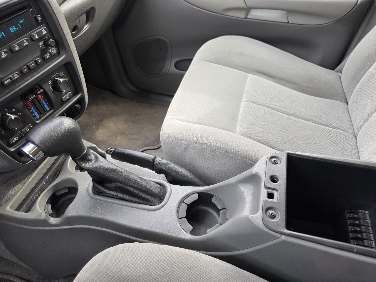 Chevrolet TrailBlazer LS 4WD 2005