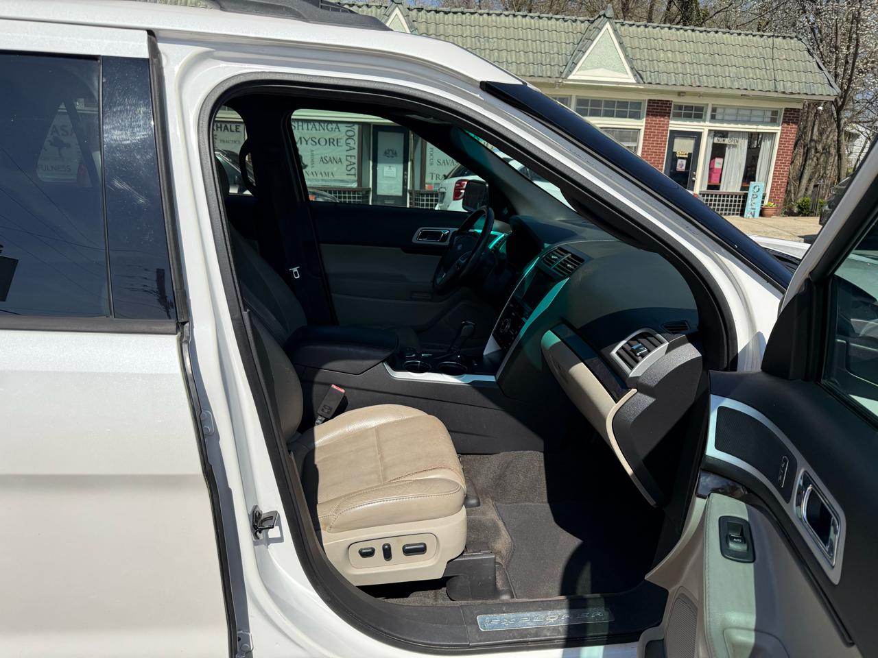 Ford Explorer Limited 4WD 2013