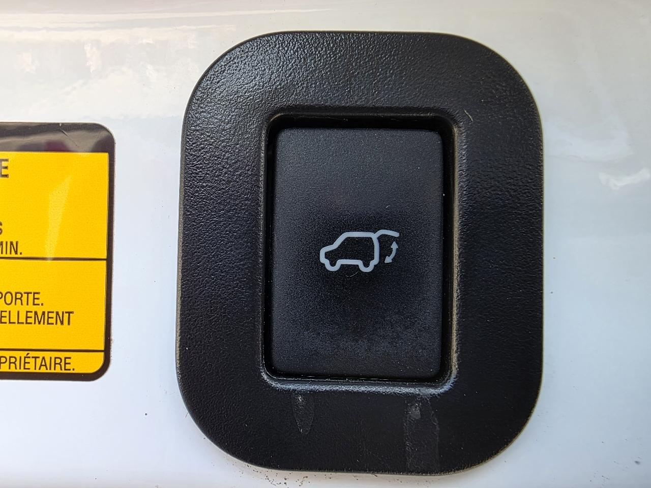 Toyota Sienna XLE FWD 8-Passenger V6 2013