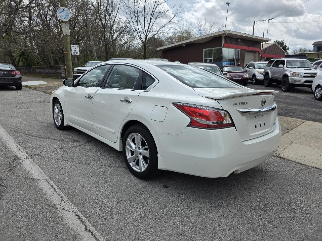 Nissan Altima 2.5 SL 2014