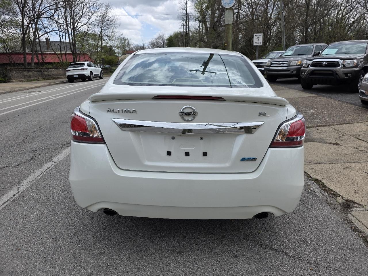 Nissan Altima 2.5 SL 2014
