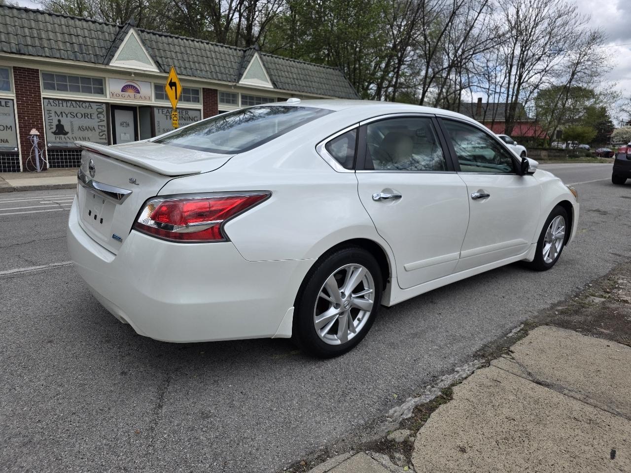 Nissan Altima 2.5 SL 2014