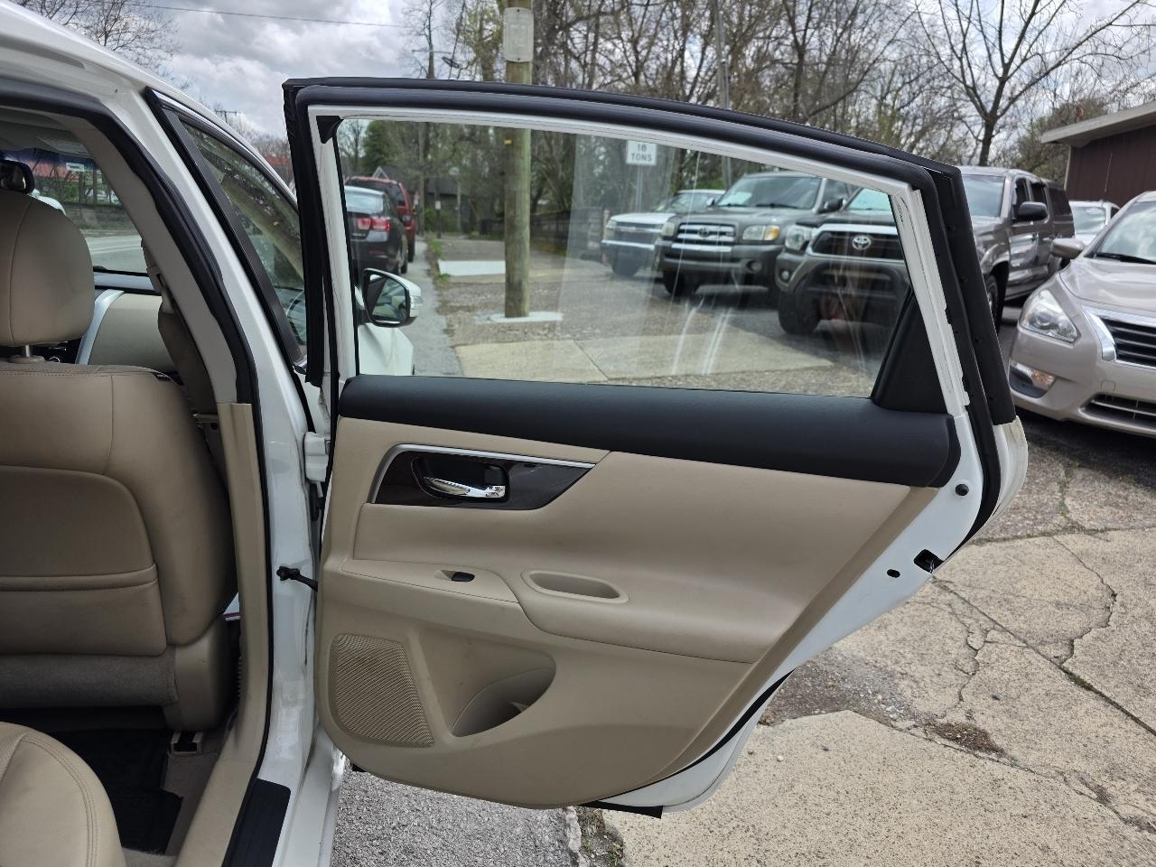 Nissan Altima 2.5 SL 2014