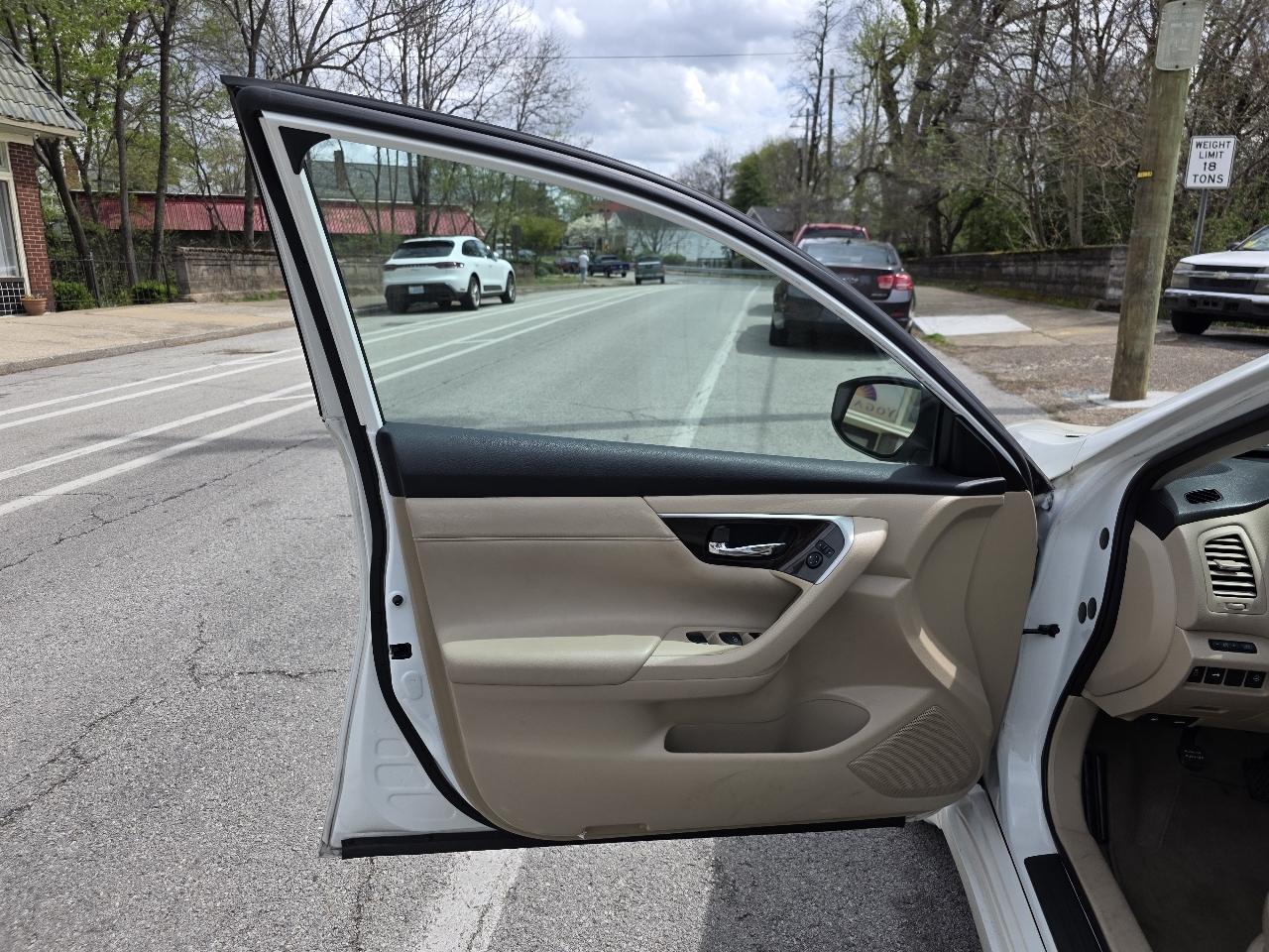 Nissan Altima 2.5 SL 2014