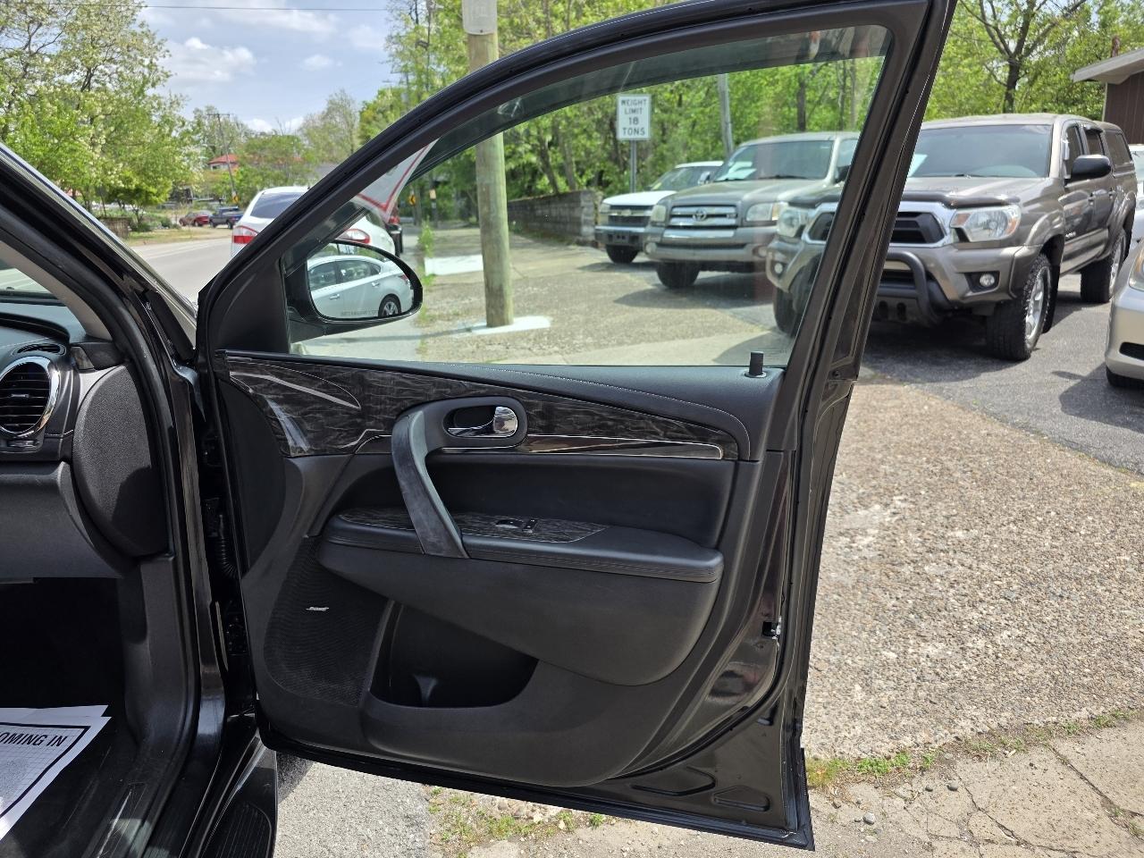 Buick Enclave Premium FWD 2013