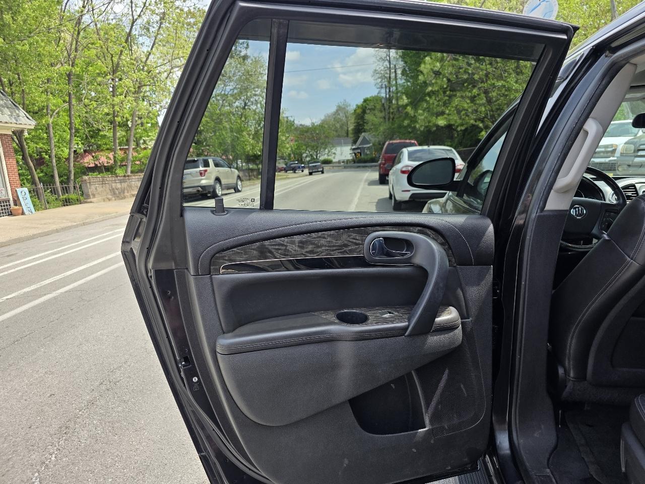 Buick Enclave Premium FWD 2013