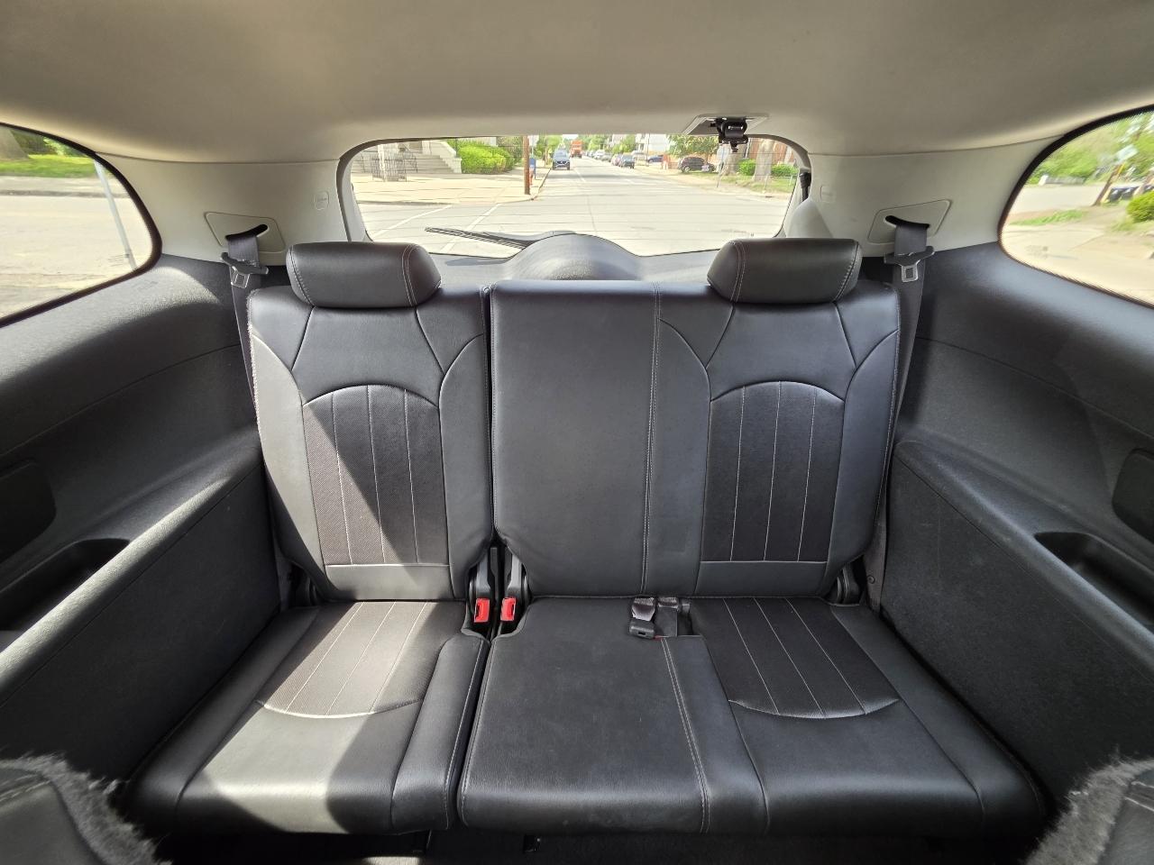 Buick Enclave Premium FWD 2013