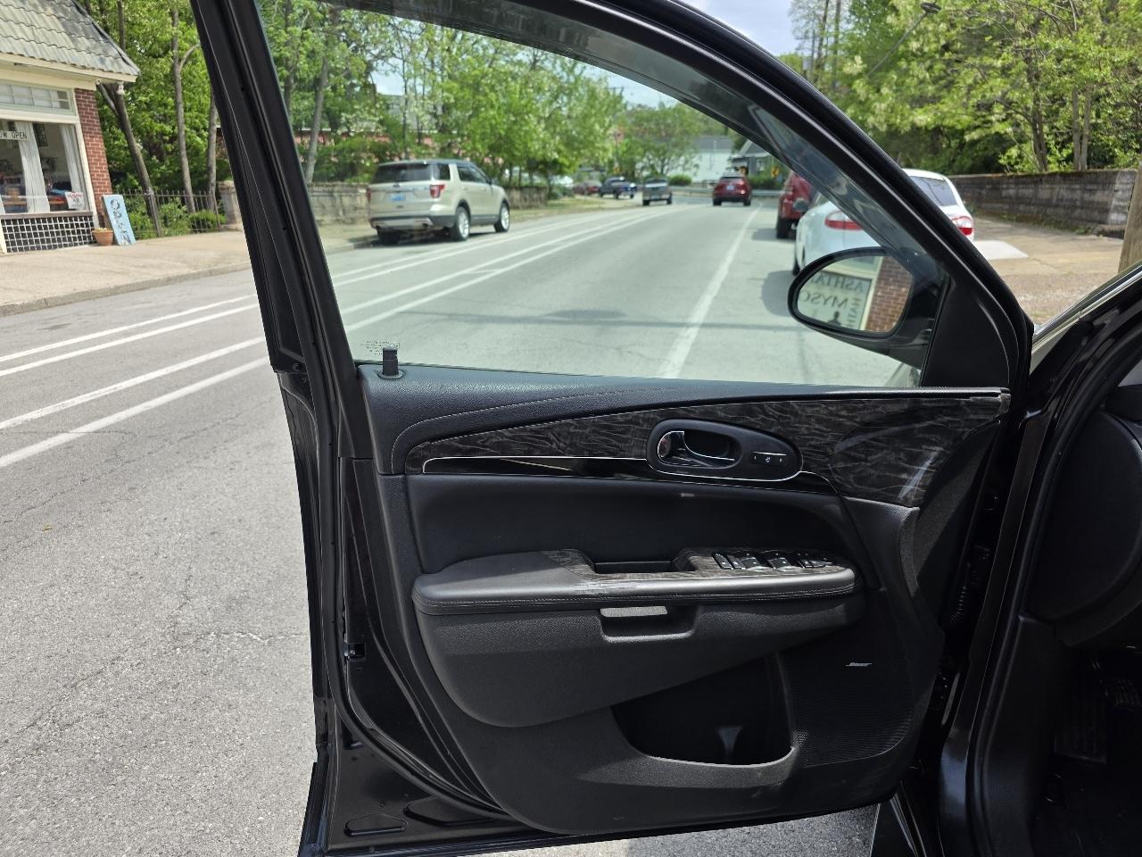 Buick Enclave Premium FWD 2013