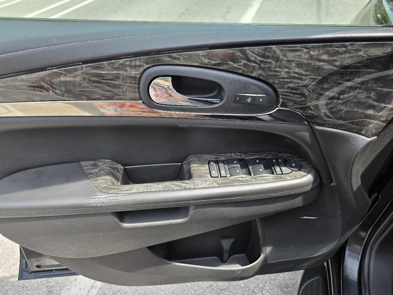 Buick Enclave Premium FWD 2013