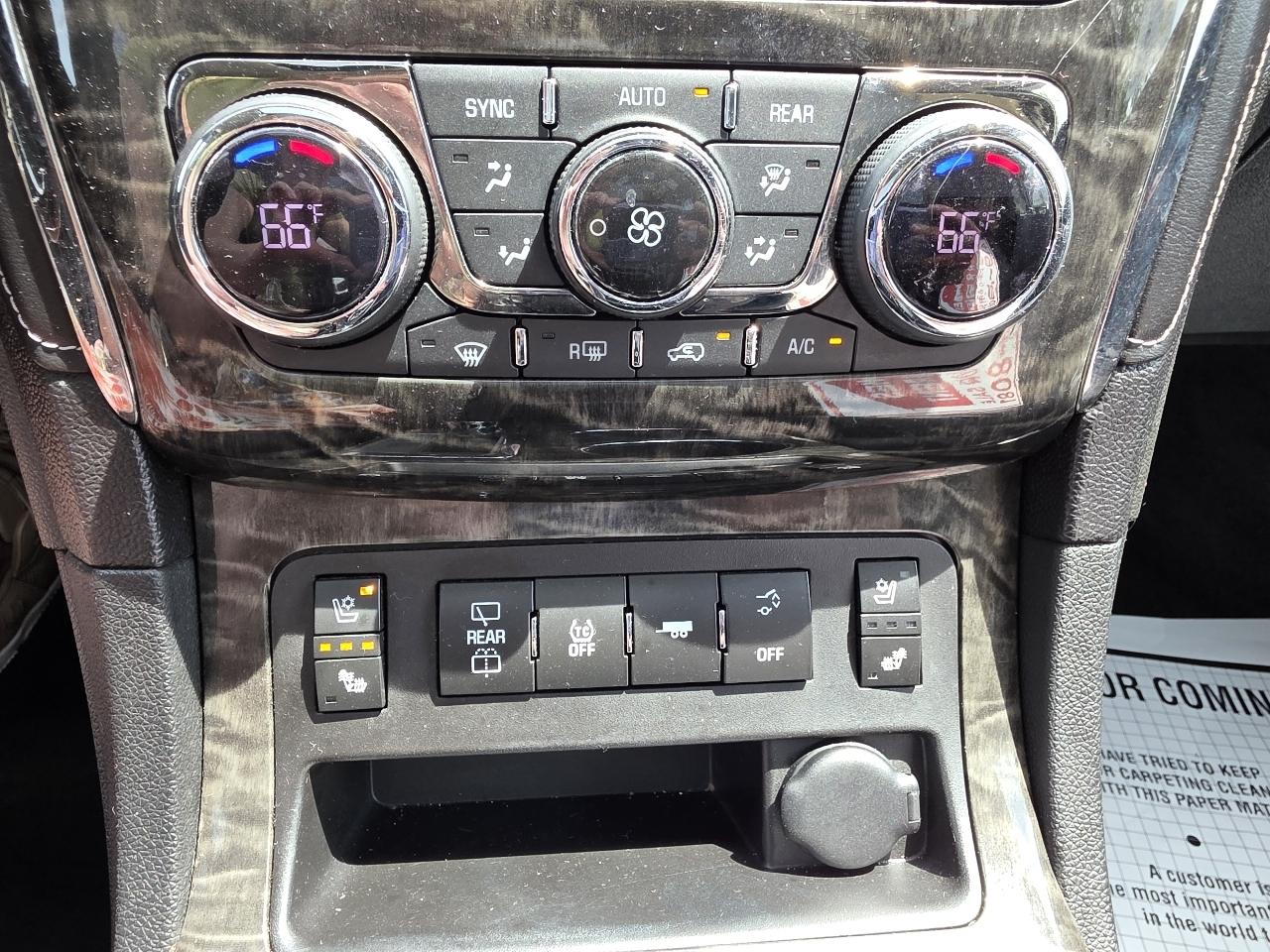 Buick Enclave Premium FWD 2013