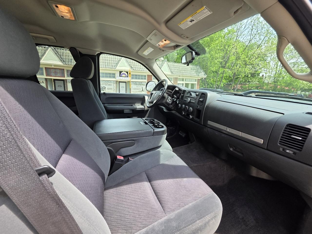 GMC Sierra 1500 SL Ext Cab 4D 4WD 2009