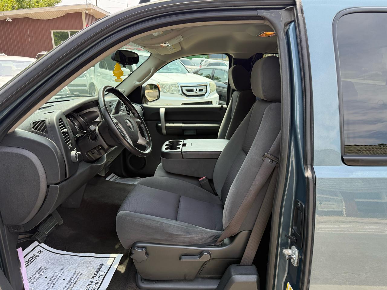 GMC Sierra 1500 SL Ext Cab 4D 4WD 2009